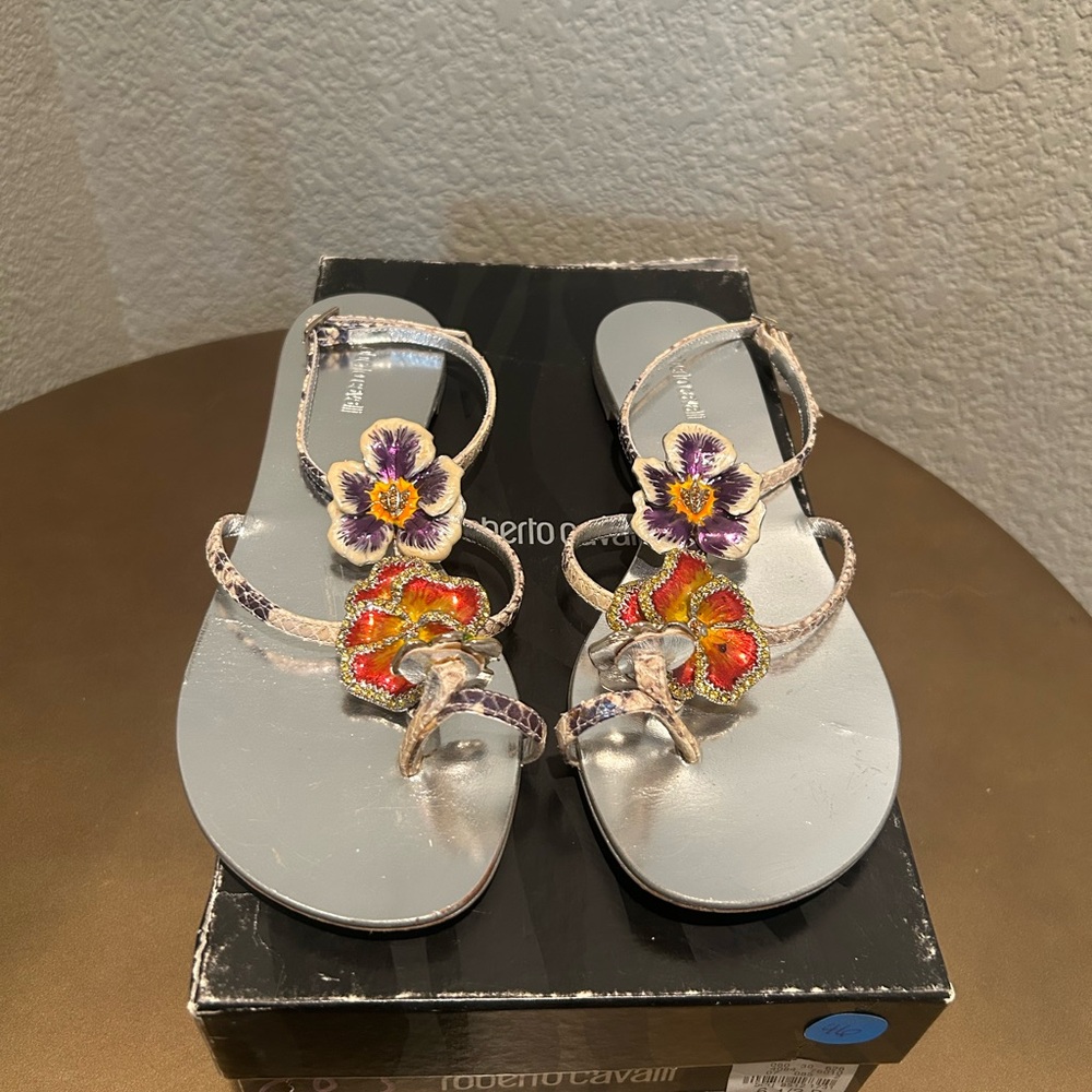Rare Vintage Roberto Cavalli Flat T-Strap in Pansy - Picture 3 of 12